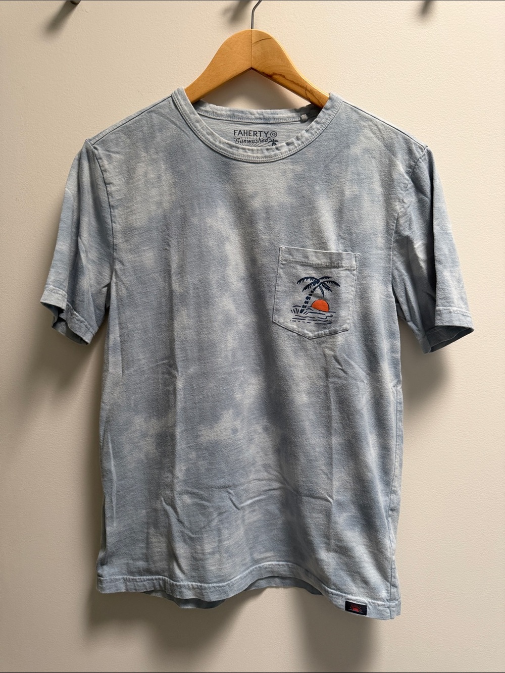 Faherty Sunwashed Pocket Tee XS